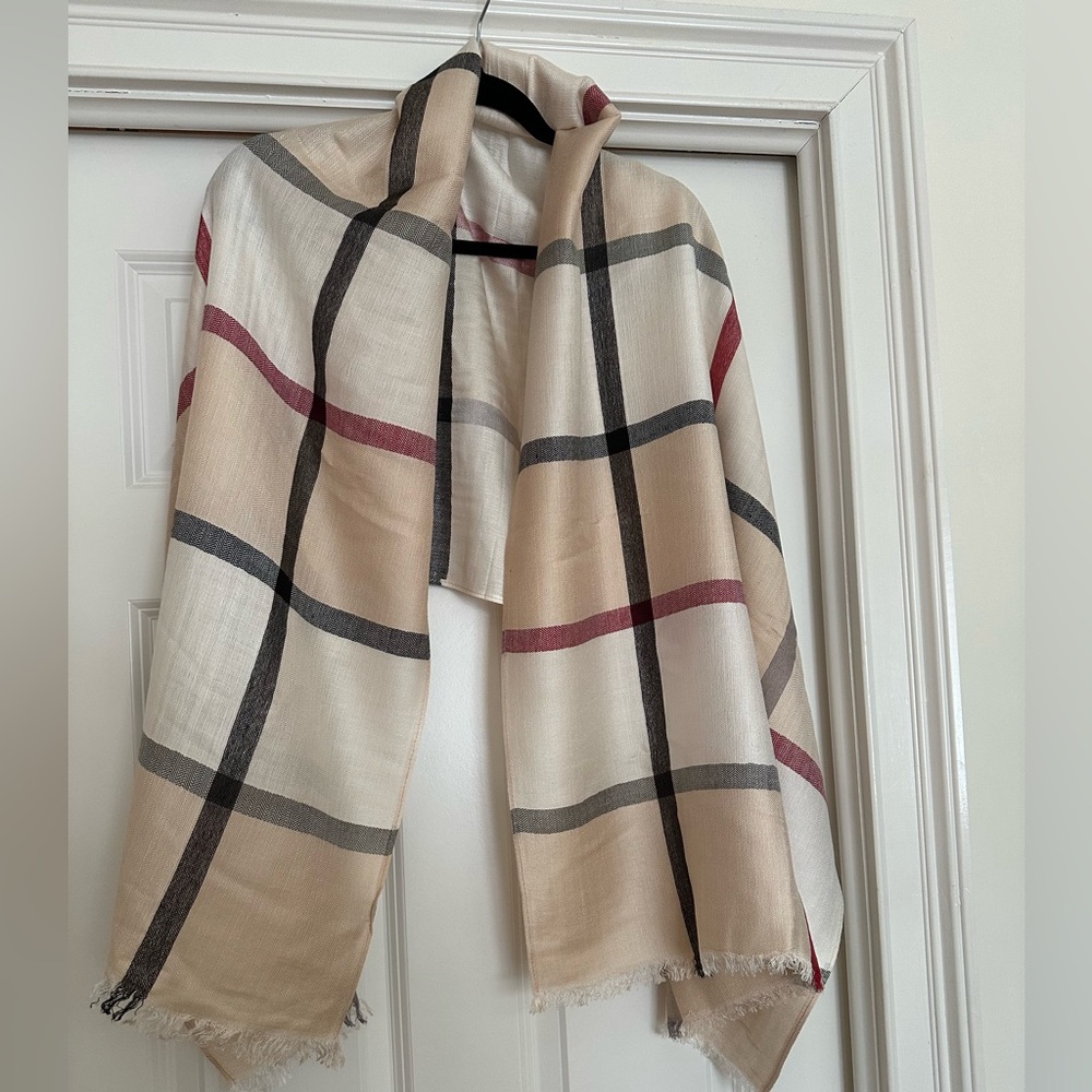 Plaid scarf.  68”x38”
Made and purchased in Germany